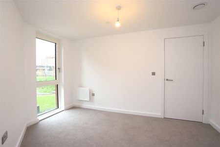 The Railings, Middlewood Locks - Photo 5