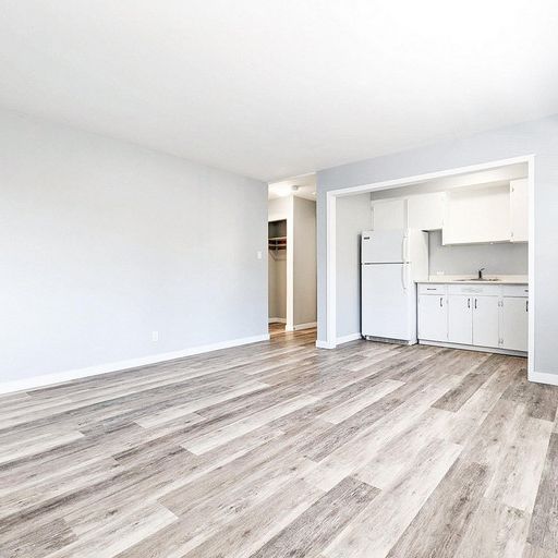 Prince George Queensway Apartments - Photo 1