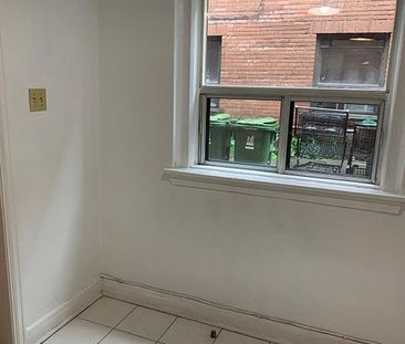 For Lease - 1 Elmgrove Avenue Unit# 10, Toronto, Ontario - Photo 2