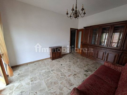 Trilocale corso Europa, Borgo Piave, Corso Europa, Zona Ferrero, Alba - Photo 1