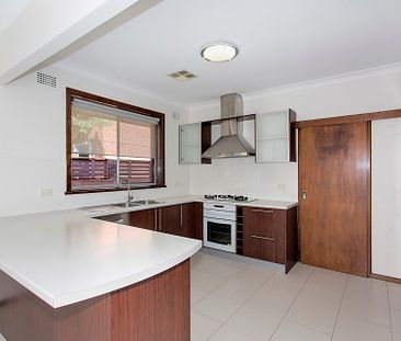 9 Wakely Place, Forestville. - Photo 1
