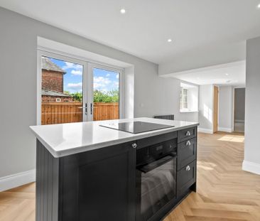 2 bedroom flat to rent - Photo 6
