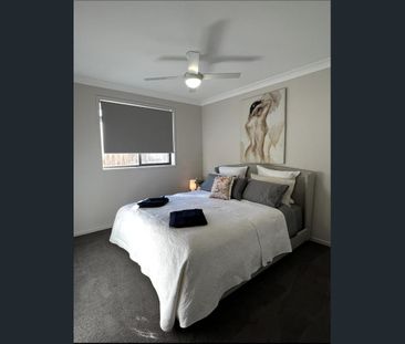 Fully Furnished Duplex - Photo 3