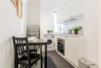 Single bedroom in Via Pietro Cavalcabo
