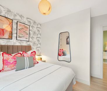 The Oakgate, KT22 7RZ, Surrey - Photo 3