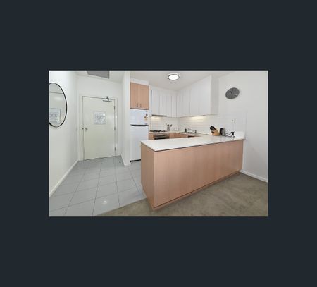 1305/250 Elizabeth Street, Melbourne, Vic 3000 - Photo 5