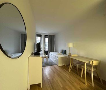 Studio meublé en attique Centre Ville - Photo 4