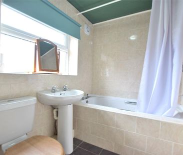 3 bedroom apartment to rent - Photo 2