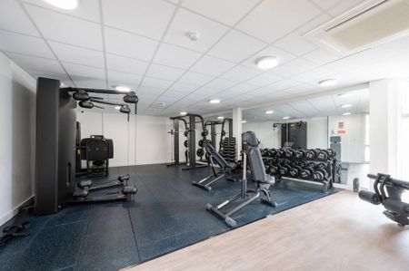 1 bedroom apartment to rent - Photo 2