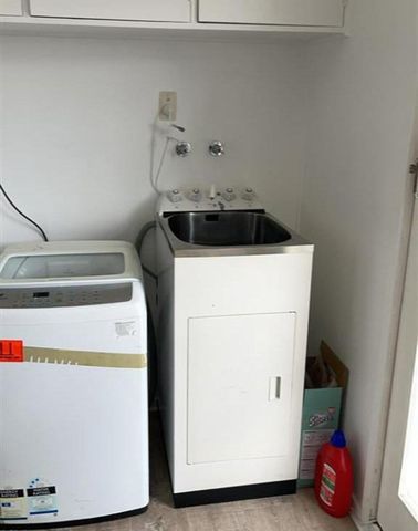 Cozy, convenient living - Photo 5