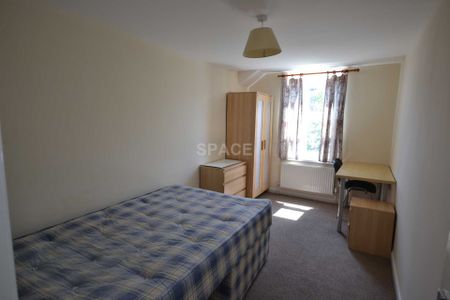 Price £3,750 pcm - Available 01/07/2026 - Furnished - Photo 3