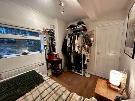 Room in a Shared Flat, Netherwood Road, W14 - Photo 4