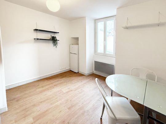 Location Appartement T1 meublé - GRAND RUE - Photo 1