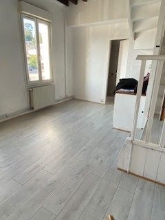 Location Appartement 2 pièces 26m² - Photo 1
