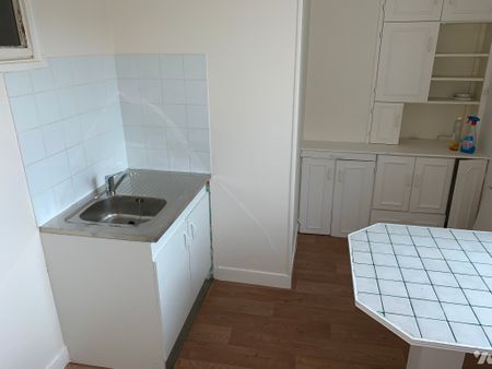 F1 de 32 m² VERSON - Photo 5