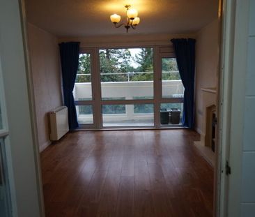 7c Ferndale House, Dunmurry, Belfast, BT17 9DB - Photo 1