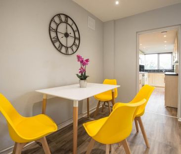 4 bedroom semi-detached house to rent - Photo 3