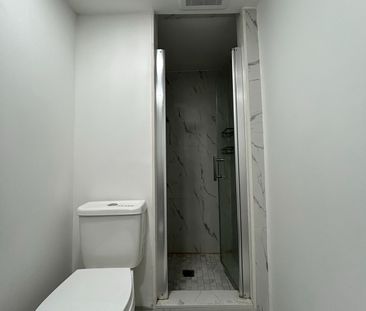 For Lease - 80 Mosedale Cres. Crescent Unit# Unit B, Toronto, Ontario - Photo 3