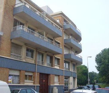 Location Appartement 1 pièce 31m² DUNKERQUE 59240 - Photo 5