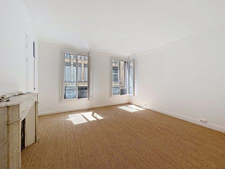 Appartement à louer - REIMS - HYPER CENTRE - Photo 3