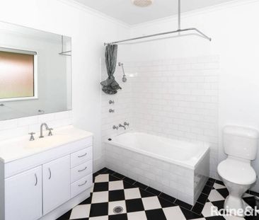 CENTRAL GEM - Photo 2