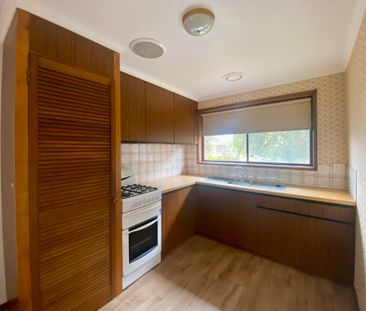 1/12 Staverly Road, Herne Hill - Photo 2