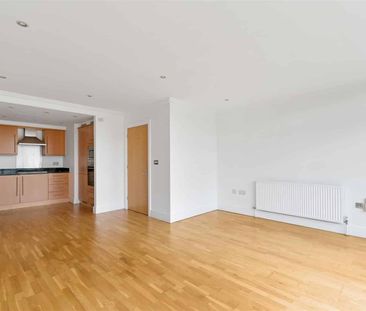 Point Wharf Lane, TW8, London - Photo 1