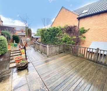 Top Common, Warfield, Berkshire, RG42 - Photo 3