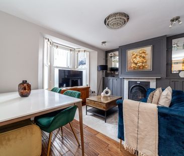 5 Bed Flat, Yeldham Road, W6 - Photo 1