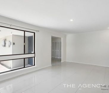 Beautifully renovated 3 bedroom in Padbury. 6 month lease preferred - Photo 2