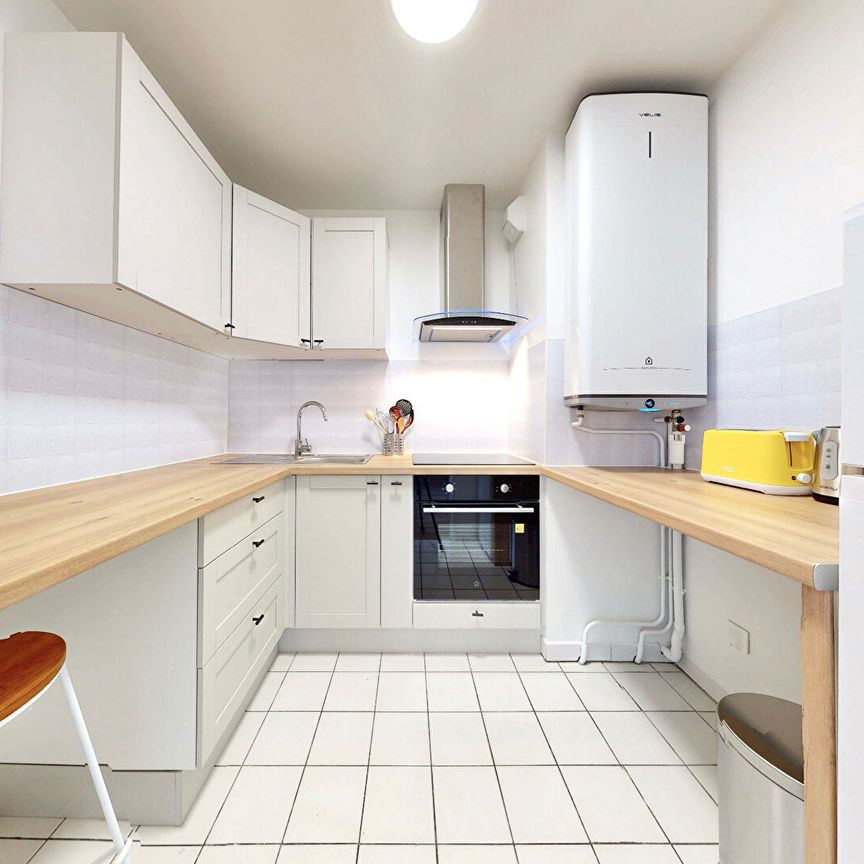 GRAND STUDIO MEUBLÉ - LA GARENNE - Photo 1