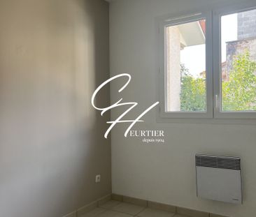 TULLINS SUR LES HAUTEURS- MAISON MITOYENNE T4 - Photo 4