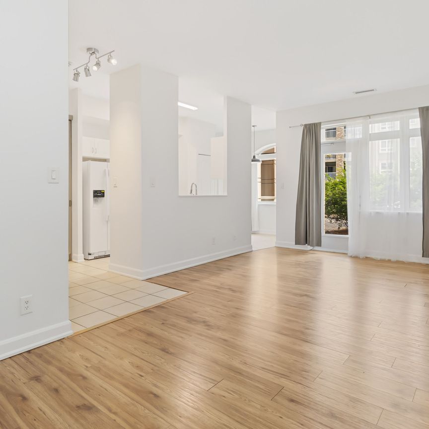 For Lease - 7 Daypring Circle Unit# 103, Brampton, Ontario - Photo 1