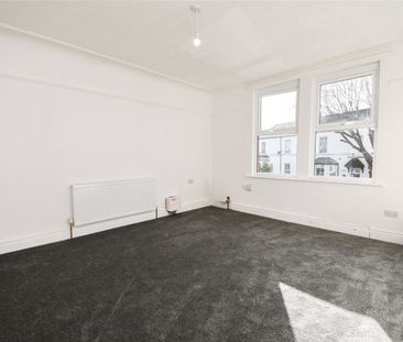 Poulton Road, CH44 9DL, Wallasey - Photo 2