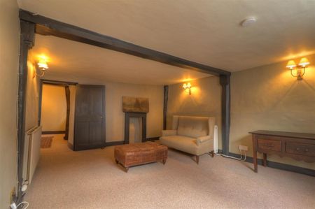 1 BED Apartment To rent - Photo 2