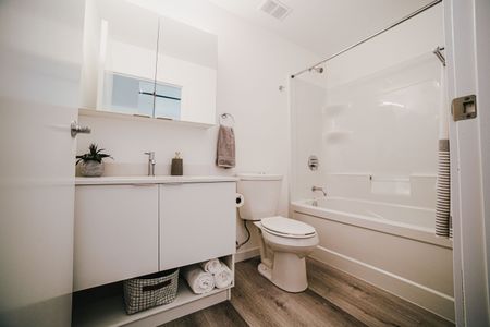 Warehouse 1885 - Photo 3