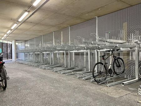 3 bedroom flat to rent - Photo 3