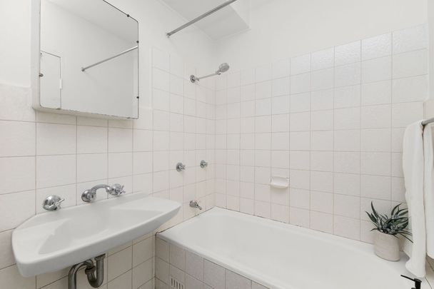 Parkside Studio Apartment - Photo 1