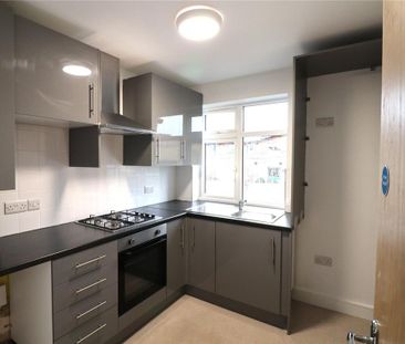 1 bedroom property to rent - Photo 2