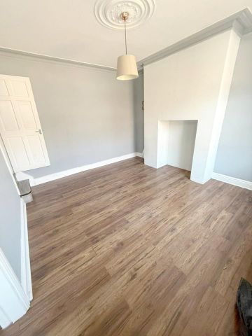 3 Bed Terraced House, Parkfield Grove, LS11 - Photo 4