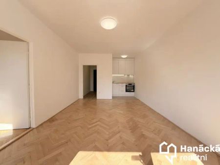 Pronájem, Byt 2+kk, 40 m - Fotografie 5