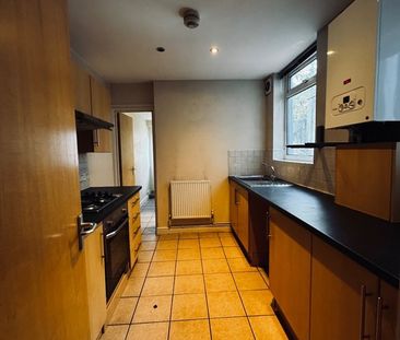 1 Bed Flat, Howard Road, BS3 - Photo 3