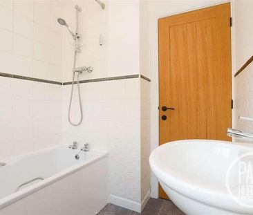 Abbeydale, Carlton Colville, NR33 - Photo 5