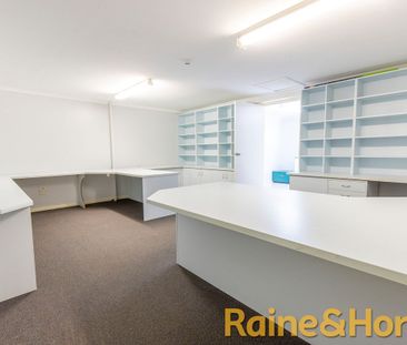 155 Birch Ave, Dubbo, NSW 2830 - Photo 2