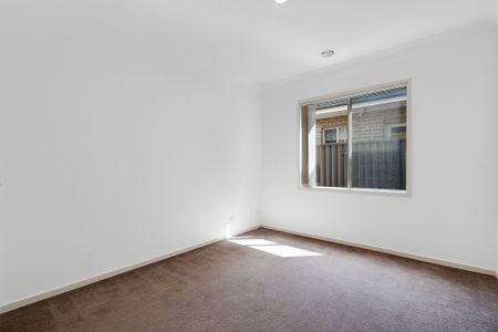 Lakeside Family Living - Photo 5