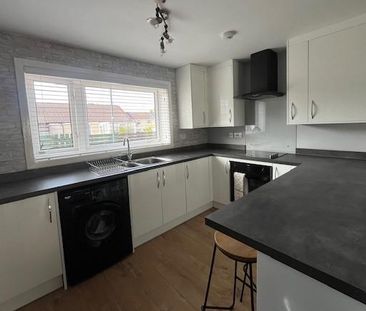 1 bedroom semi-detached bungalow to rent - Photo 4