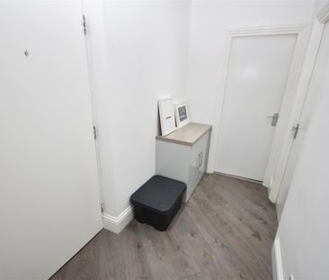 Park Road North, Birkenhead - Photo 4