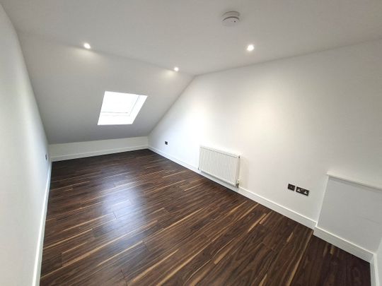 135 Warren Lane, Sheffield - Photo 1