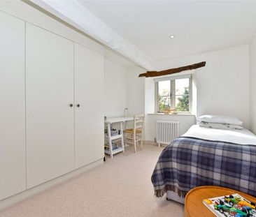 Three bedroom property situated on the edge of the wonderful Cotswo... - Photo 6