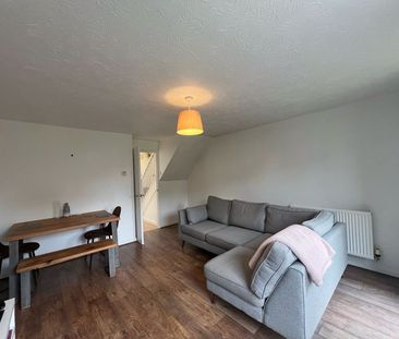 The Beeches - Photo 3